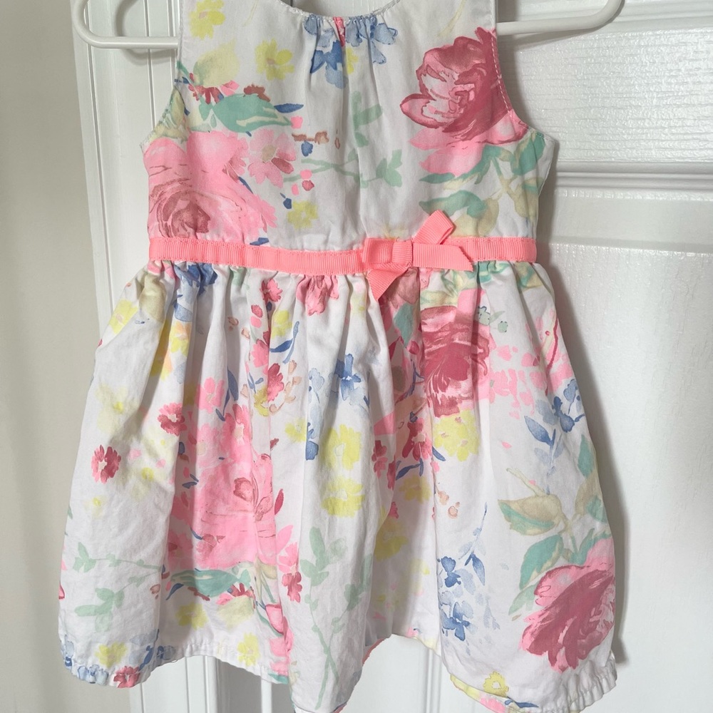 Carter’s baby girl dress 9 months
